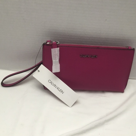Calvin Klein purse - Picture 13 of 15